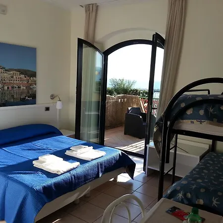Hotell Tirreno Formia
