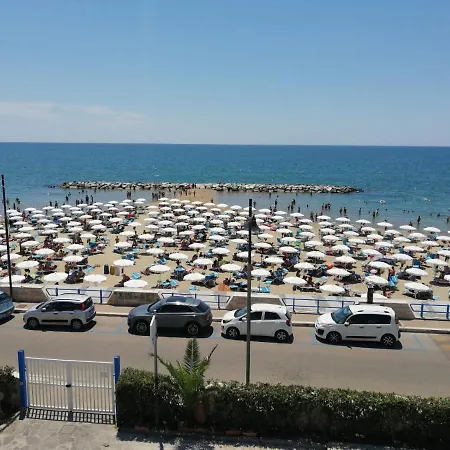 Tirreno Hotel