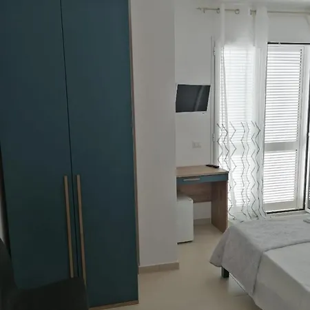 Tirreno Otel Zinnowitz