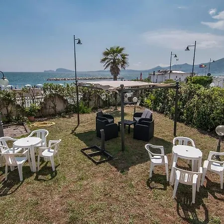 Hotel Tirreno 2*
