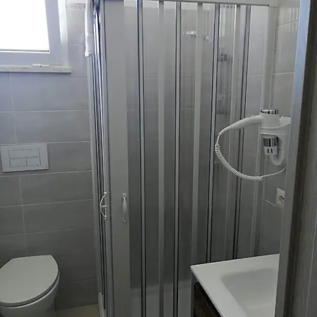 Hotel Tirreno 2*