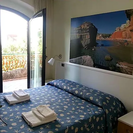 Tirreno Hotel 2*