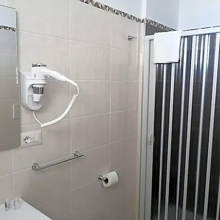 Hotel Tirreno