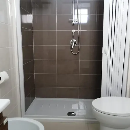 Tirreno Hotel 2*